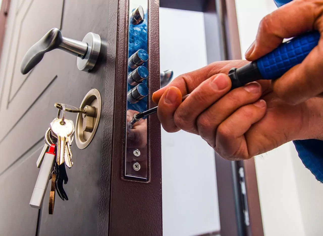 Doors services